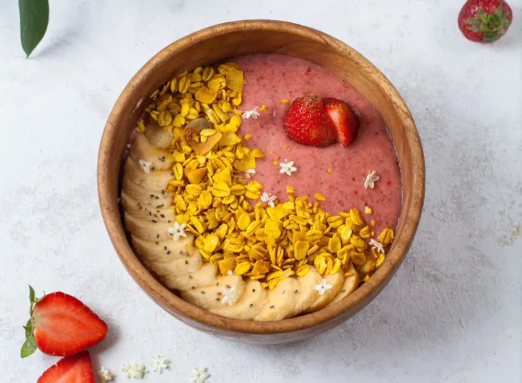 Frozen Strawberry Smoothie at LOOP Café Pererenan, Bali